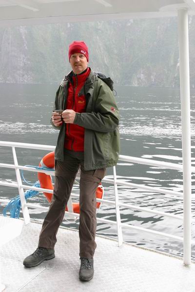 Fred - 2007: Nat en koud tijdens de boottocht over de Milford Sound