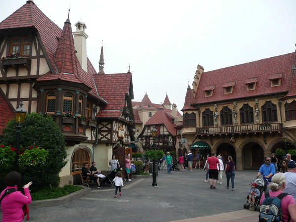 Een paar beelden van de 'landen' om het meer van World Showcase
