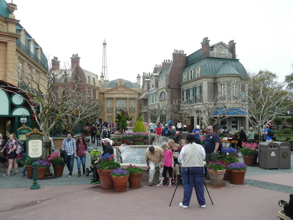 Een paar beelden van de 'landen' om het meer van World Showcase