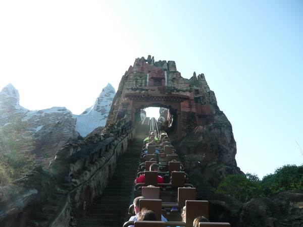 Expedition Everest
Omhoog door een klooster