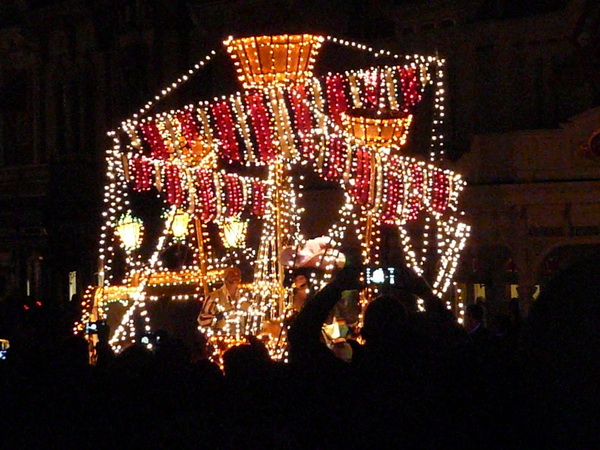 Main street Electrical Parade