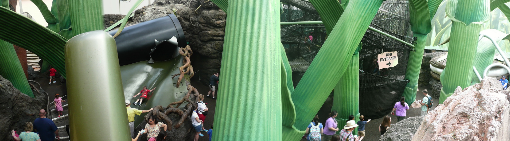 Honey, I shrunk the kids filmset speeltuin