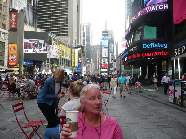 Magda mei 2015 New York City (New York, USA)
Starbucks op Time Square
