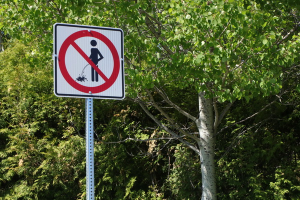 Wildplassen verboden