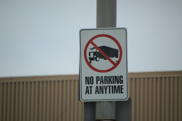 Verboden te parkeren voor vrachtwagens
