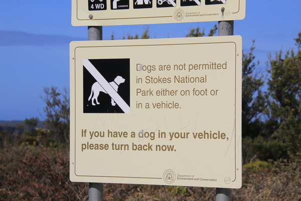 Verboden voor honden, keer hier om als je een hond meehebt