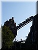 Expedition Everest
Van beneden het omhoog takelen door het klooster