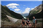 Leah, Magda en Fred juli 2017 - Plain of the six Glaciers (Banff NP, AB, Canada)
Mooie dagwandeling bij Lake Louise (op de achtergrond)