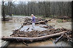 Magda maart 2018 - Opruimen toegangsbrug na overstroming (Rippee CA, MO, USA)